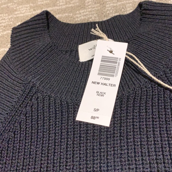 Black crop top - Picture 2 of 3